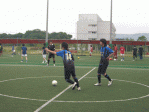 キックオフシュートの行方は?